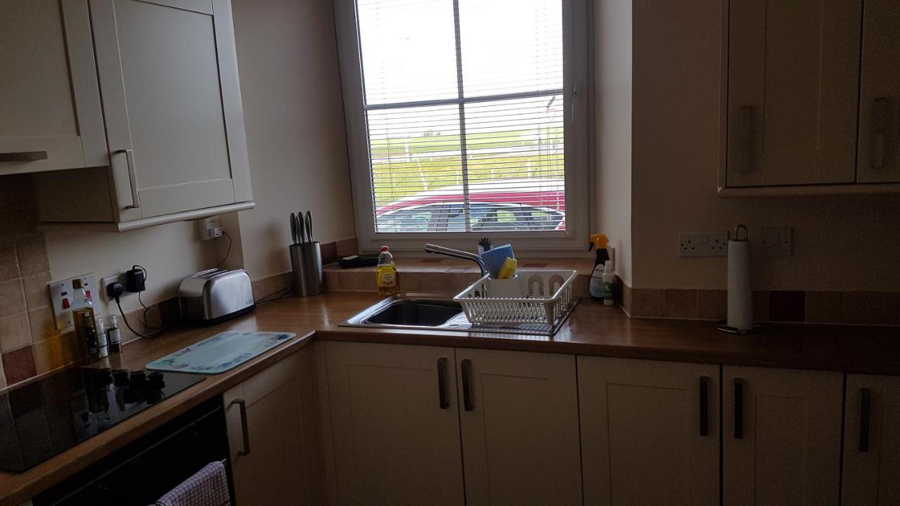 Modern 1 Bed Apartment Close To Campbeltown Exterior photo